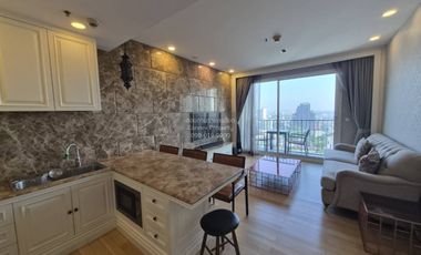 For rent 2 bedrooms condo in Khlong Toei, Bangkok