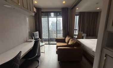 Wohnung zur Miete mit 1 Zimmer in Pathum Wan, Bangkok