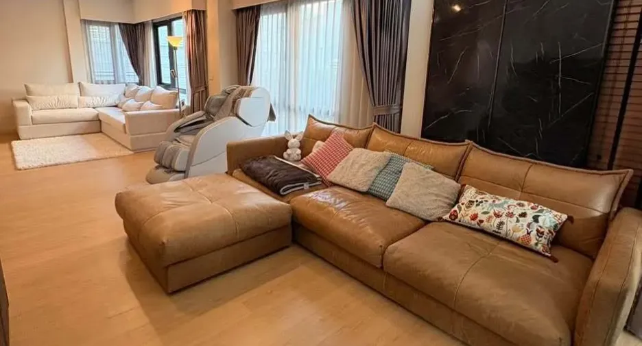 For sale 4 bedrooms house in Prawet, Bangkok
