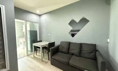 À louer 1 chambre condo à Huai Khwang, Bangkok