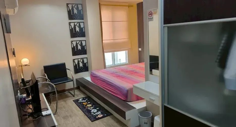 À vendre 1 chambre condo à Huai Khwang, Bangkok