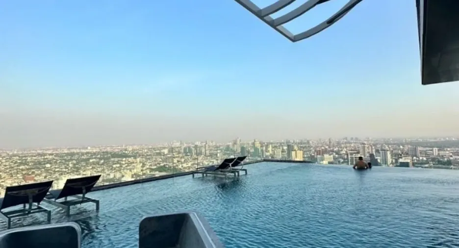 For rent 2 ベッドルーム condo in Watthana, Bangkok