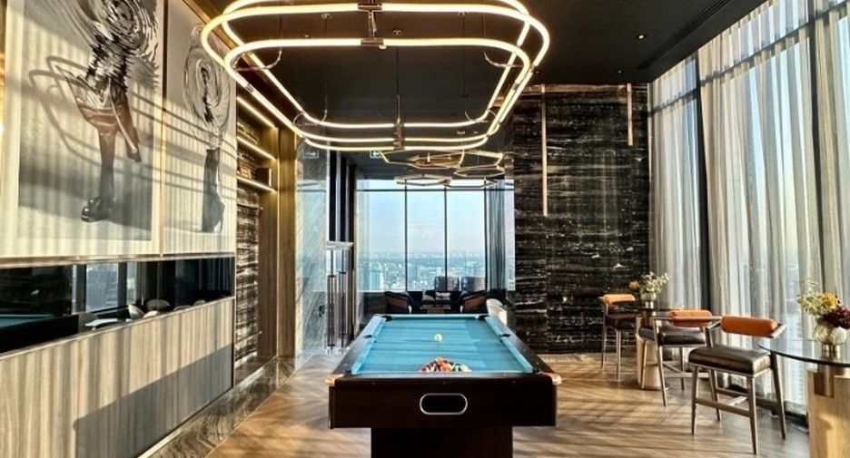 For rent 2 bedrooms condo in Watthana, Bangkok