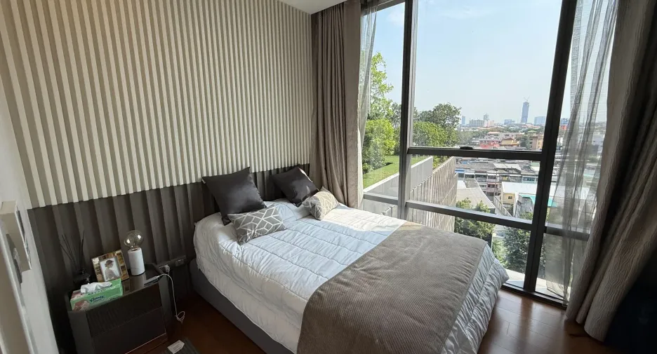 For rent 2 bedrooms condo in Sathon, Bangkok