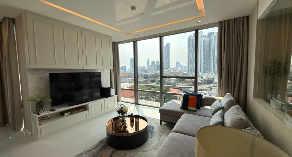For rent 2 bedrooms condo in Sathon, Bangkok