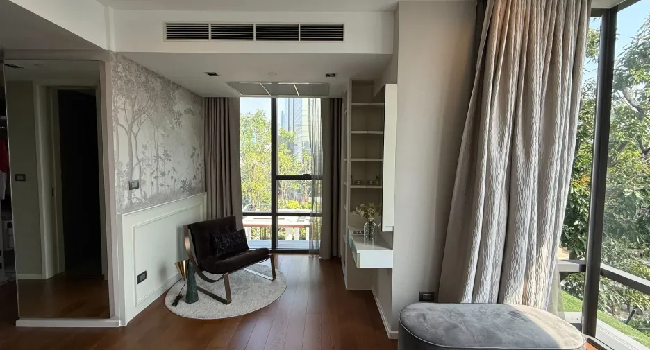 For rent 2 bedrooms condo in Sathon, Bangkok