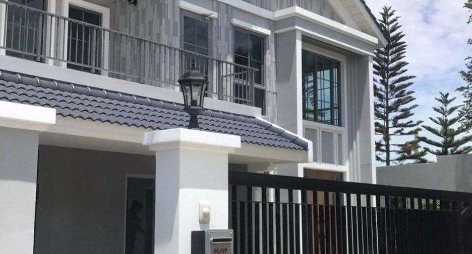 For rent 4 bedrooms house in Lat Krabang, Bangkok