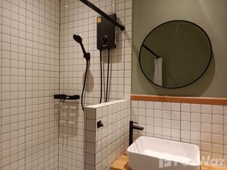 Reihenhaus zur Miete mit 2 Zimmer in Phra Khanong, Bangkok