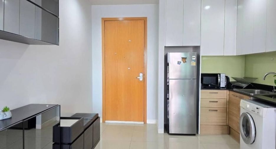 Wohnung zur Miete mit 2 Zimmer in Watthana, Bangkok