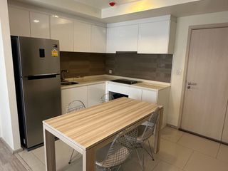 For rent 2 ベッドルーム condo in Huai Khwang, Bangkok