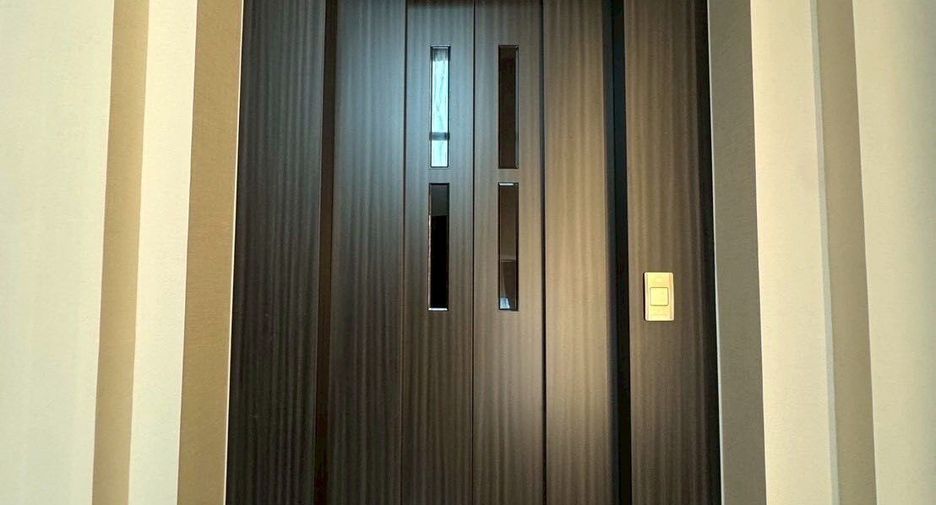 Haus zum Kauf mit 5 Zimmer in Saphan Sung, Bangkok