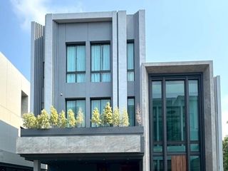 出售 5 卧室 独立屋 在 Saphan Sung, 曼谷