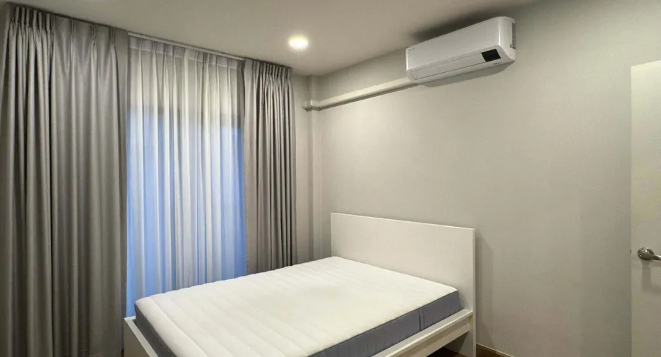 ให้เช่า และ ขาย 4 ห้องนอน บ้านเดี่ยว ใน บางพลี, สมุทรปราการ