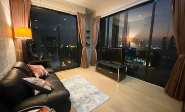 Condo en alquiler de 1 habitaciones en Khlong Toei, Bangkok