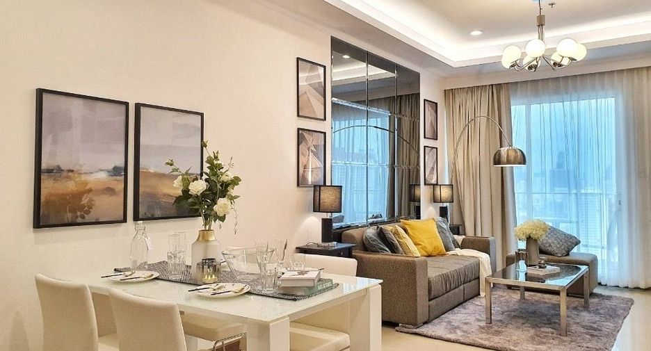 For rent 2 bedrooms condo in Ratchathewi, Bangkok