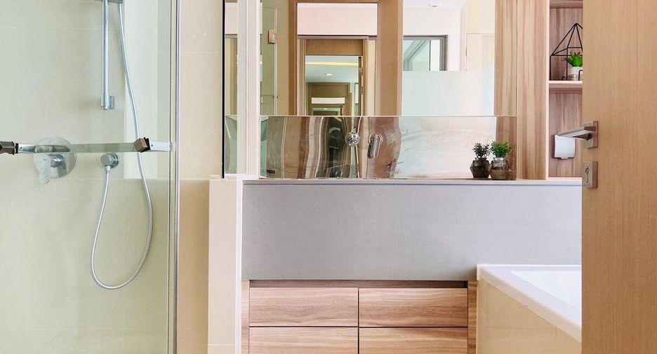 For rent 1 bed condo in Watthana, Bangkok