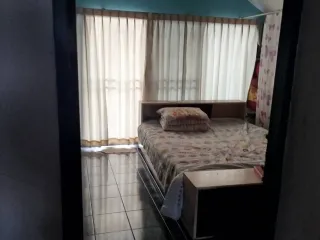For sale 4 bedrooms townhouse in Mueang Chiang Mai, Chiang Mai