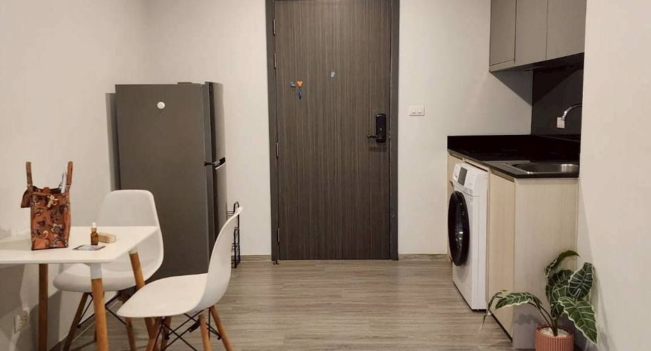 For sale 1 bed condo in Bang Na, Bangkok