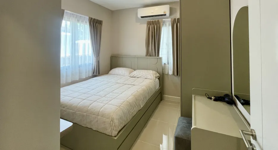 Casa en alquiler de 4 habitaciones en Thalang, Phuket