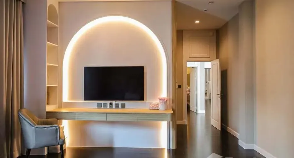 For sale and for rent 4 bedrooms house in Saphan Sung, Bangkok