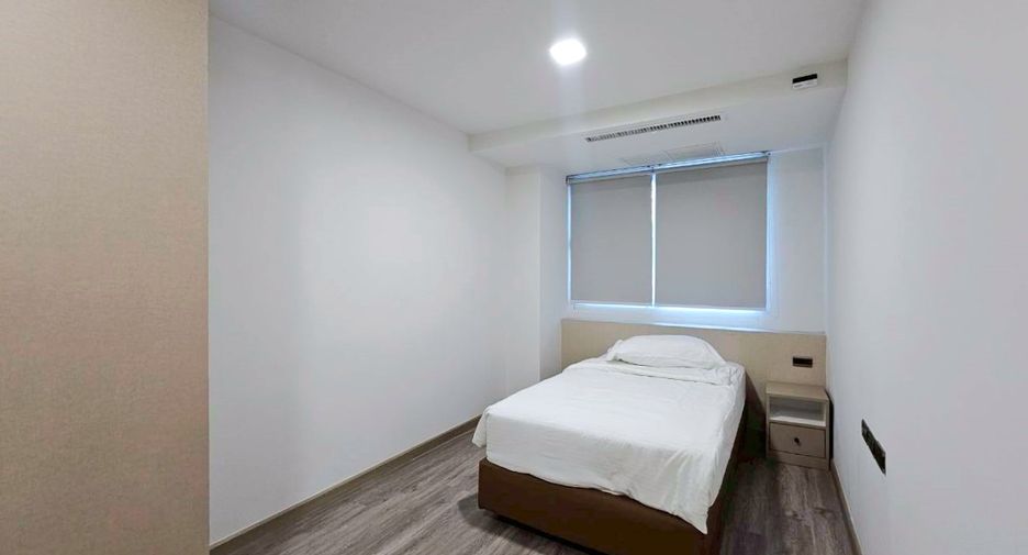 ให้เช่า 3 ห้องนอน คอนโด ใน คลองเตย, กรุงเทพฯ