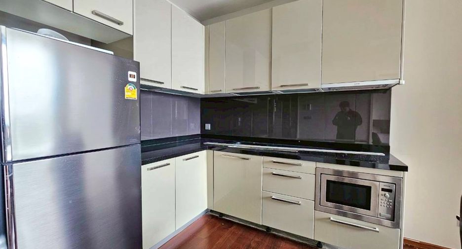 For rent 1 bed condo in Watthana, Bangkok