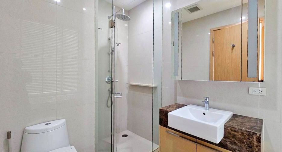 Condo en alquiler de 2 habitaciones en Khlong Toei, Bangkok