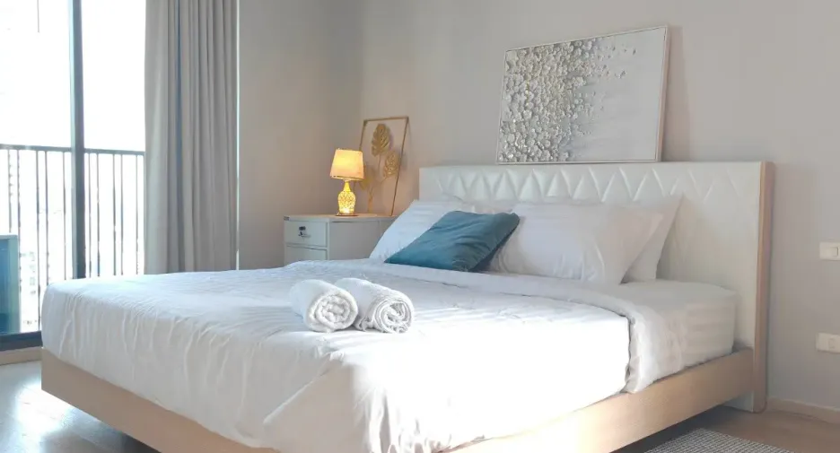 Condo en alquiler de 2 habitaciones en Khlong Toei, Bangkok