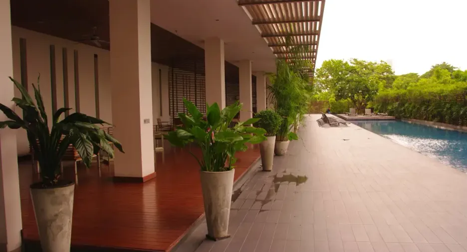 For rent 2 bedrooms condo in Yan Nawa, Bangkok