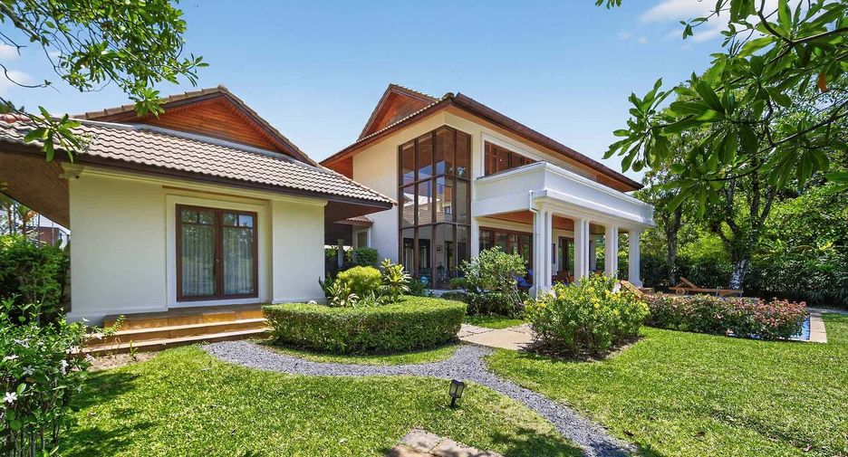 Villa zum Kauf mit 4 Zimmer in Thalang, Phuket