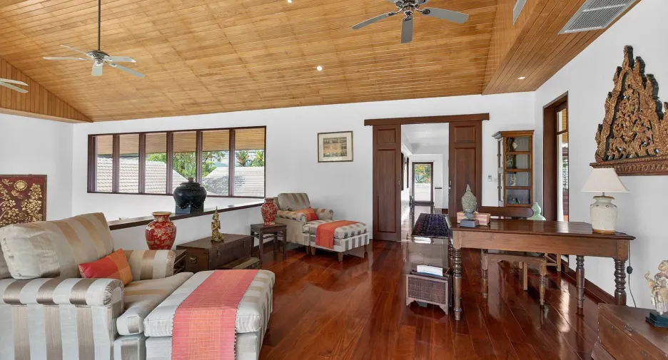 For sale 4 bedrooms villa in Thalang, Phuket