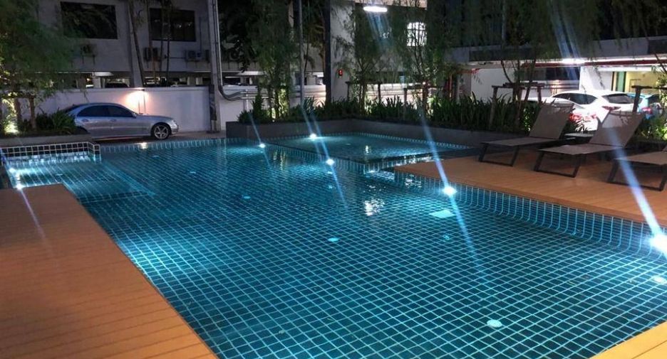 Wohnung zur Miete mit 1 Zimmer in Phra Khanong, Bangkok
