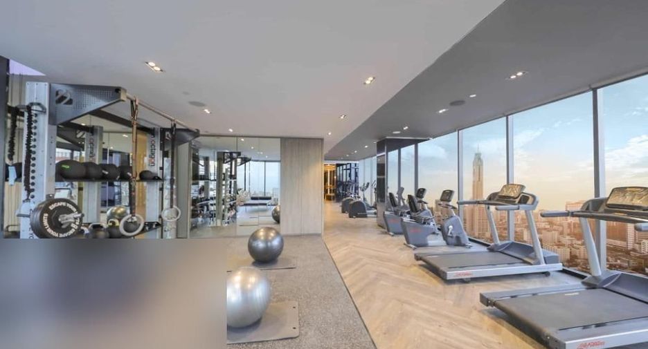 For rent 2 bedrooms condo in Ratchathewi, Bangkok