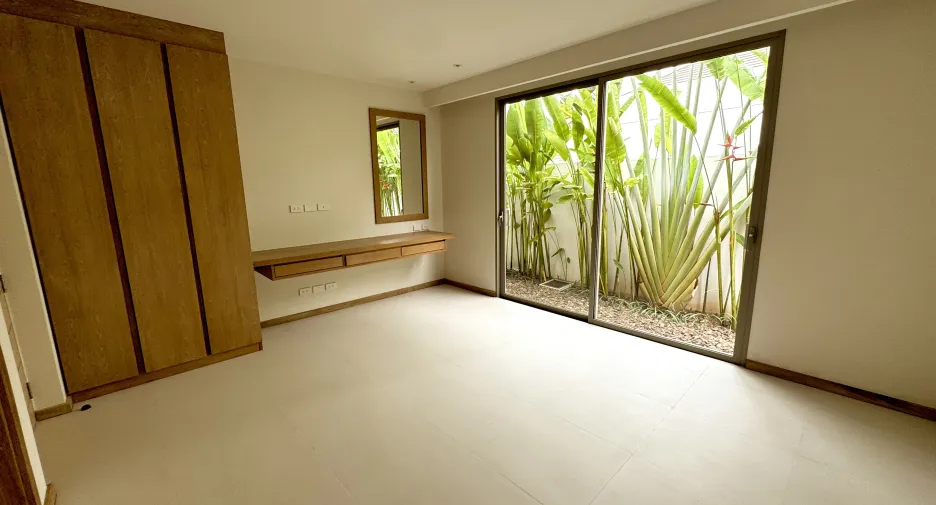 For sale 4 bedrooms villa in Thalang, Phuket