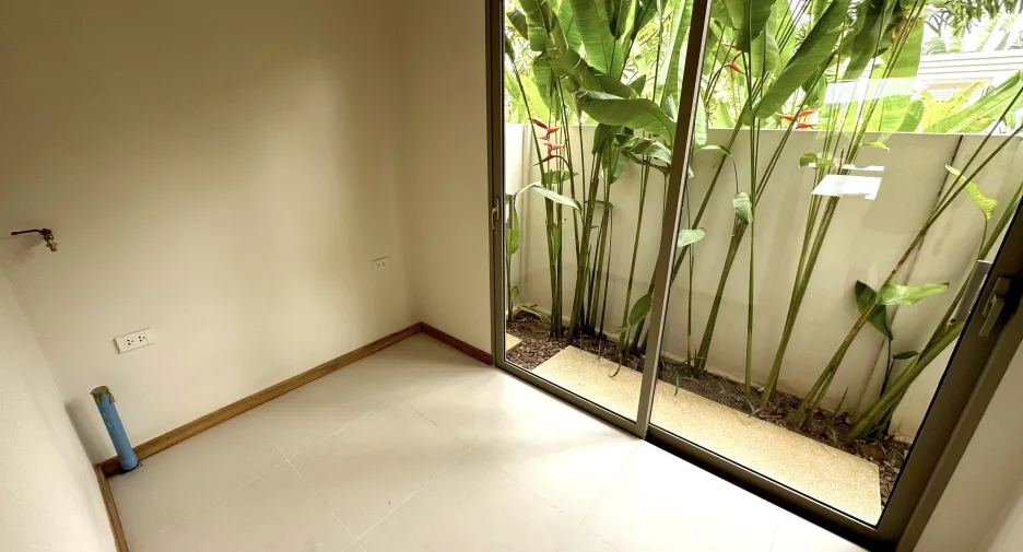 For sale 4 bedrooms villa in Thalang, Phuket