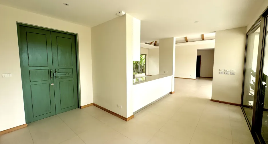 For sale 4 bedrooms villa in Thalang, Phuket