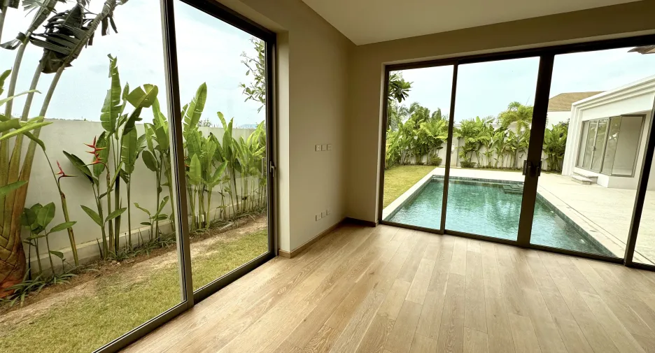For sale 4 bedrooms villa in Thalang, Phuket