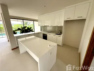 For sale 4 bedrooms villa in Thalang, Phuket