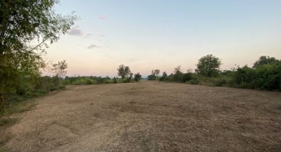 Продажа Участок в Mueang Lamphun, Лампхун