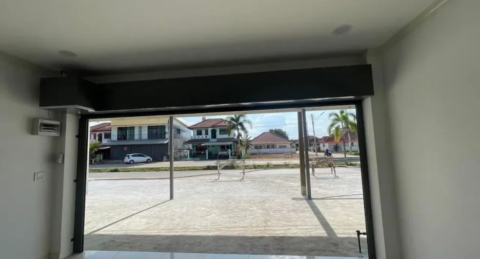 Büro zum Kauf mit 3 Zimmer in Mueang Lamphun, Lamphun