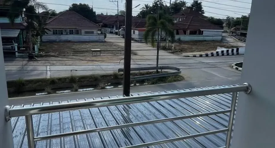 Büro zum Kauf mit 3 Zimmer in Mueang Lamphun, Lamphun