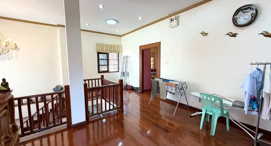 À vendre 4 chambres maison à San Sai, Chiang Mai
