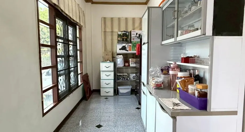 À vendre 4 chambres maison à San Sai, Chiang Mai