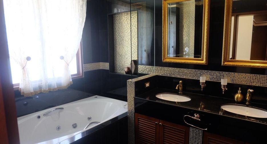 Villa zur Miete mit 4 Zimmer in Thalang, Phuket