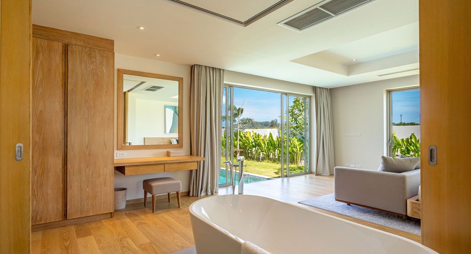 For sale 4 bedrooms villa in Thalang, Phuket