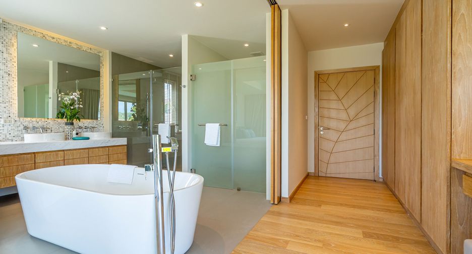 For sale 4 bedrooms villa in Thalang, Phuket