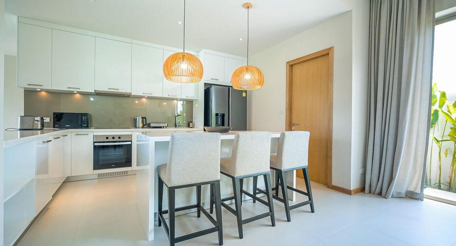 For sale 4 bedrooms villa in Thalang, Phuket