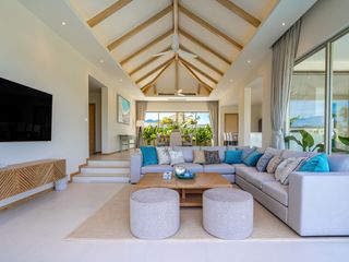 For sale 4 bedrooms villa in Thalang, Phuket