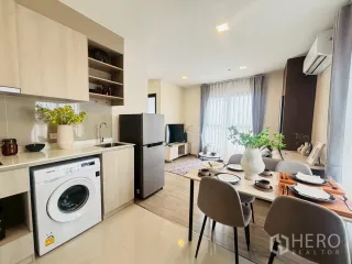 À louer 2 chambres condo à Watthana, Bangkok