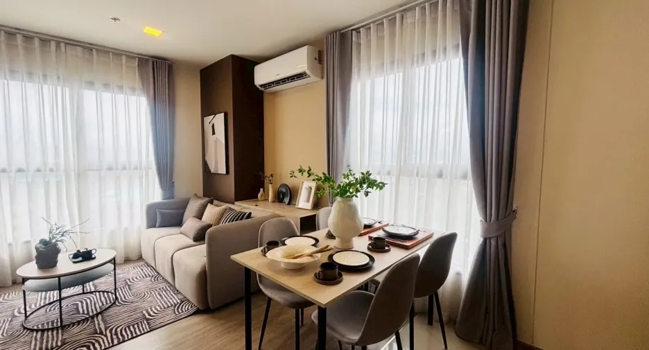 For rent 2 bedrooms condo in Watthana, Bangkok
